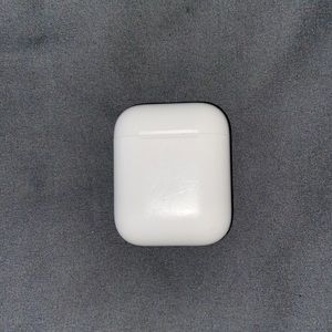Genuine Apple AirPods (1st Generation)